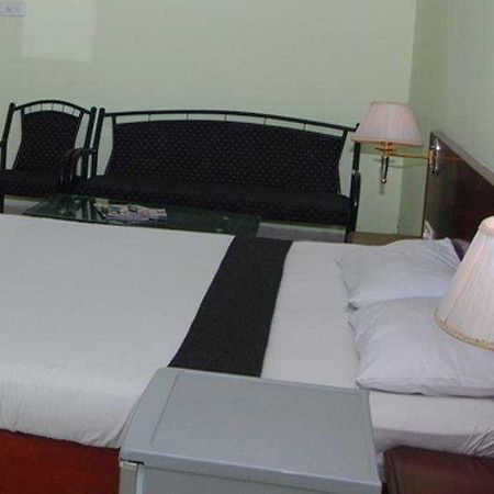 Priya Residency Hotel Secundurabad Exterior foto